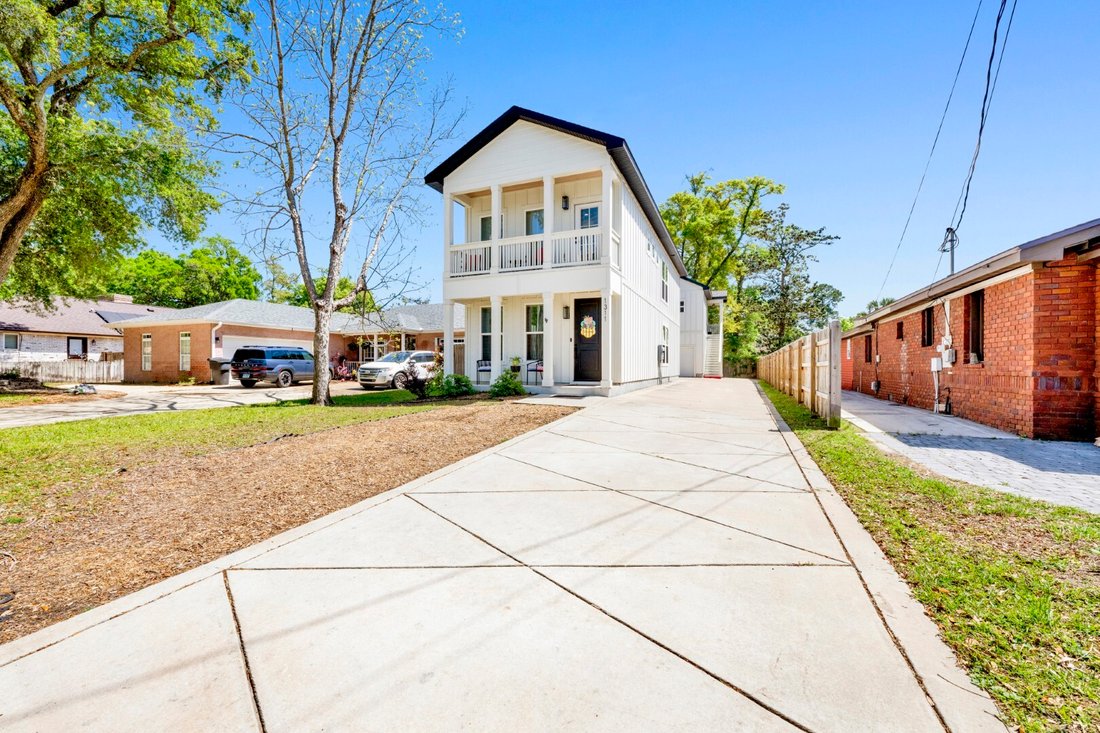 House in Pensacola, Florida, United States 1 - 17728505