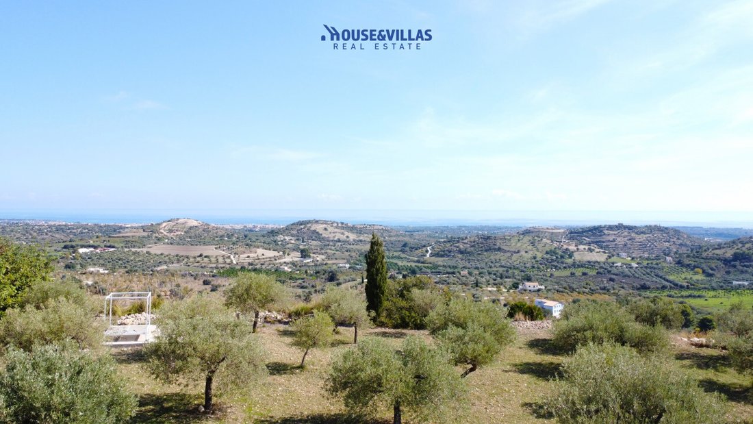 Villa in Center, Noto, Sicily 2 - 17728408