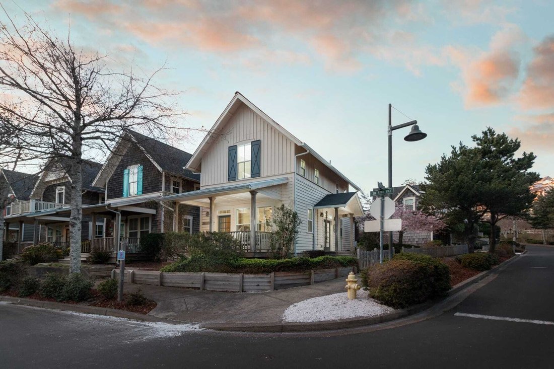 House in Lincoln City, Oregon, United States 1 - 17728071