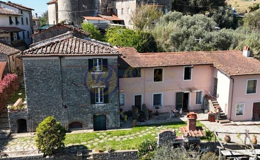 Country House in Camaiore, Tuscany, Italy 1