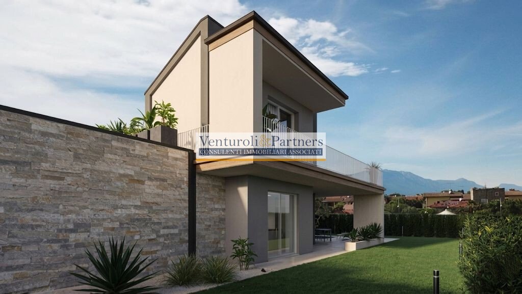 Villa in San Felice del Benaco, Lombardy, Italy 5 - 17709220