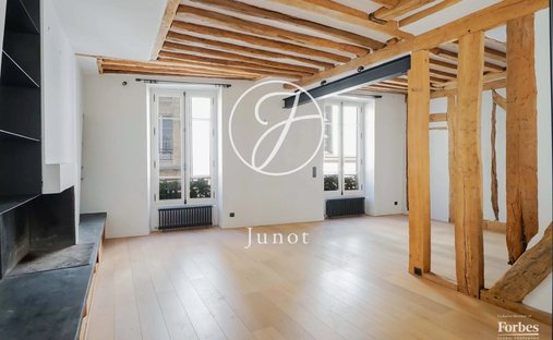 Apartment in Saint Gervais, Paris 4e Arrondissement, Paris 1
