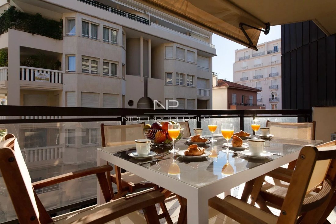Apartment in Cannes, Provence-Alpes-Côte d'Azur, France 1 - 17727629