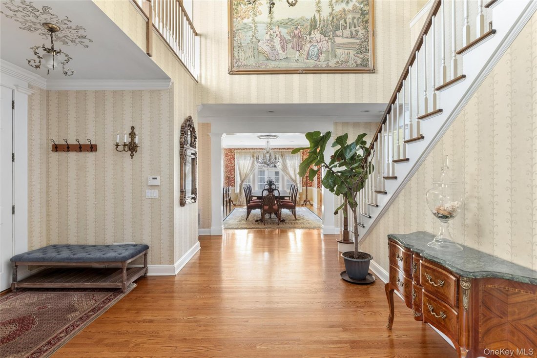 Manhasset, New York, United States 5 - 17728747