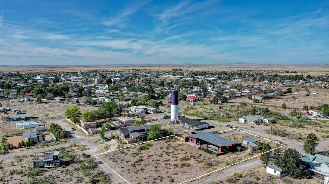 House in Marfa, Texas, United States 2 - 17728918