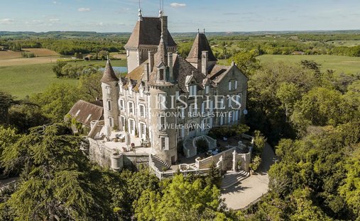Castello a Agen, Nuova Aquitania, Francia 1