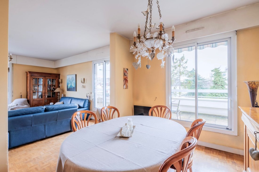 Apartment in Centre Ville, Rueil-Malmaison, France 4 - 17118027