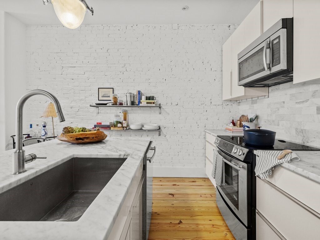 Condo in Boston, Massachusetts, United States 3 - 17731085