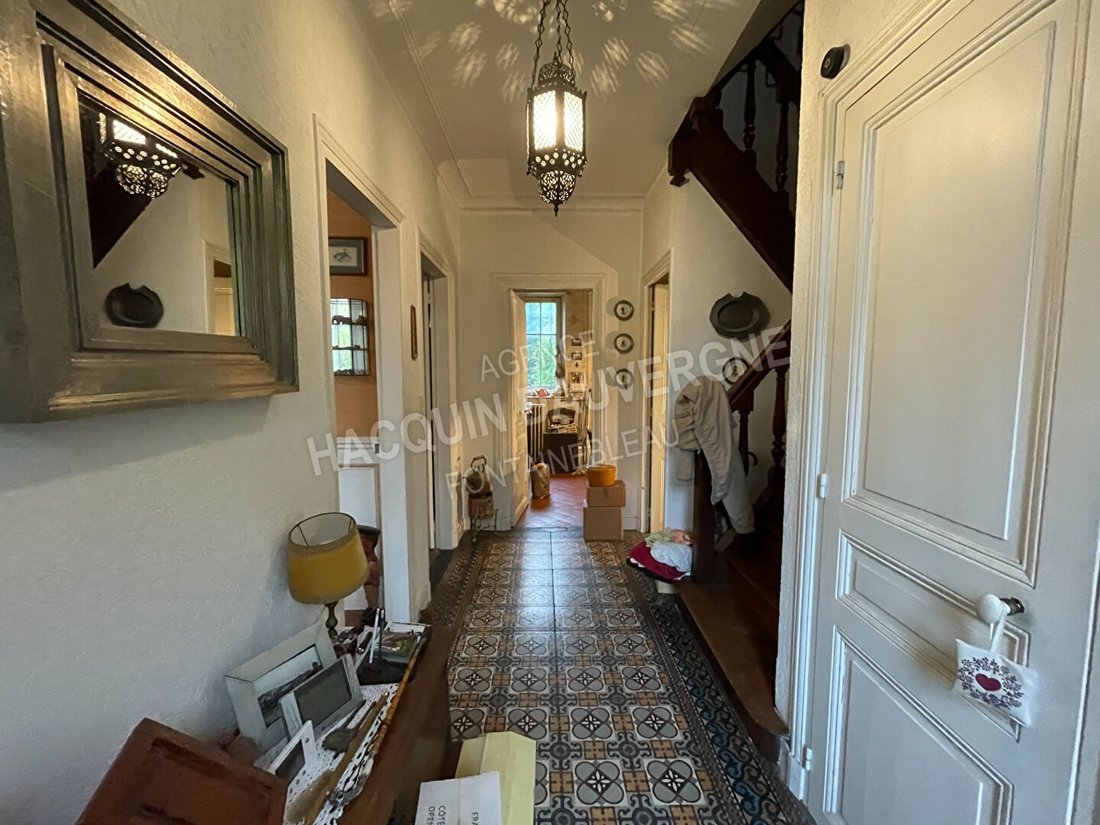 House in Fontainebleau, Ile-de-France, France 2 - 17730360