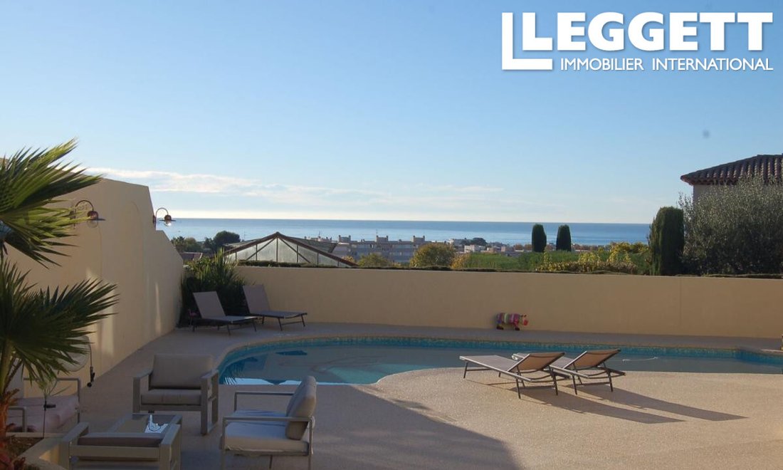 Villa in Val de Cagne-Colline Route de Vence, Cagnes-sur-Mer, France 1 - 17730687