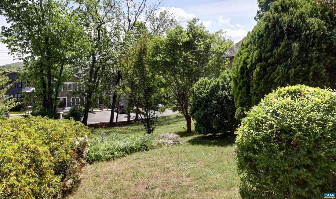 House in Charlottesville, Virginia, United States 4 - 17726656