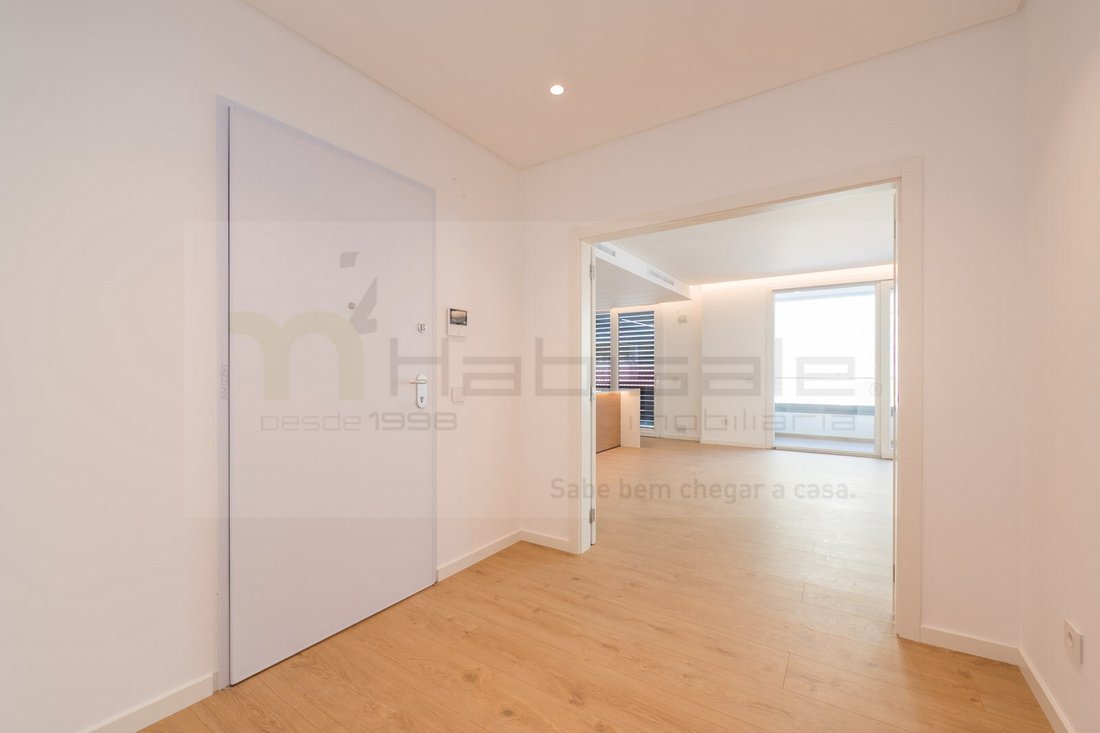 Apartment in Carcavelos e Parede, Lisbon, Portugal 2 - 17731022