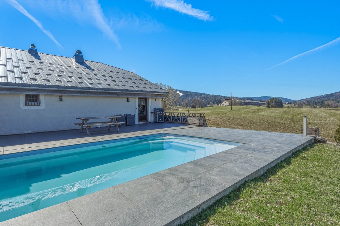 House in Bois-d'Amont, Bourgogne – Franche-Comté, France 2 - 17729123