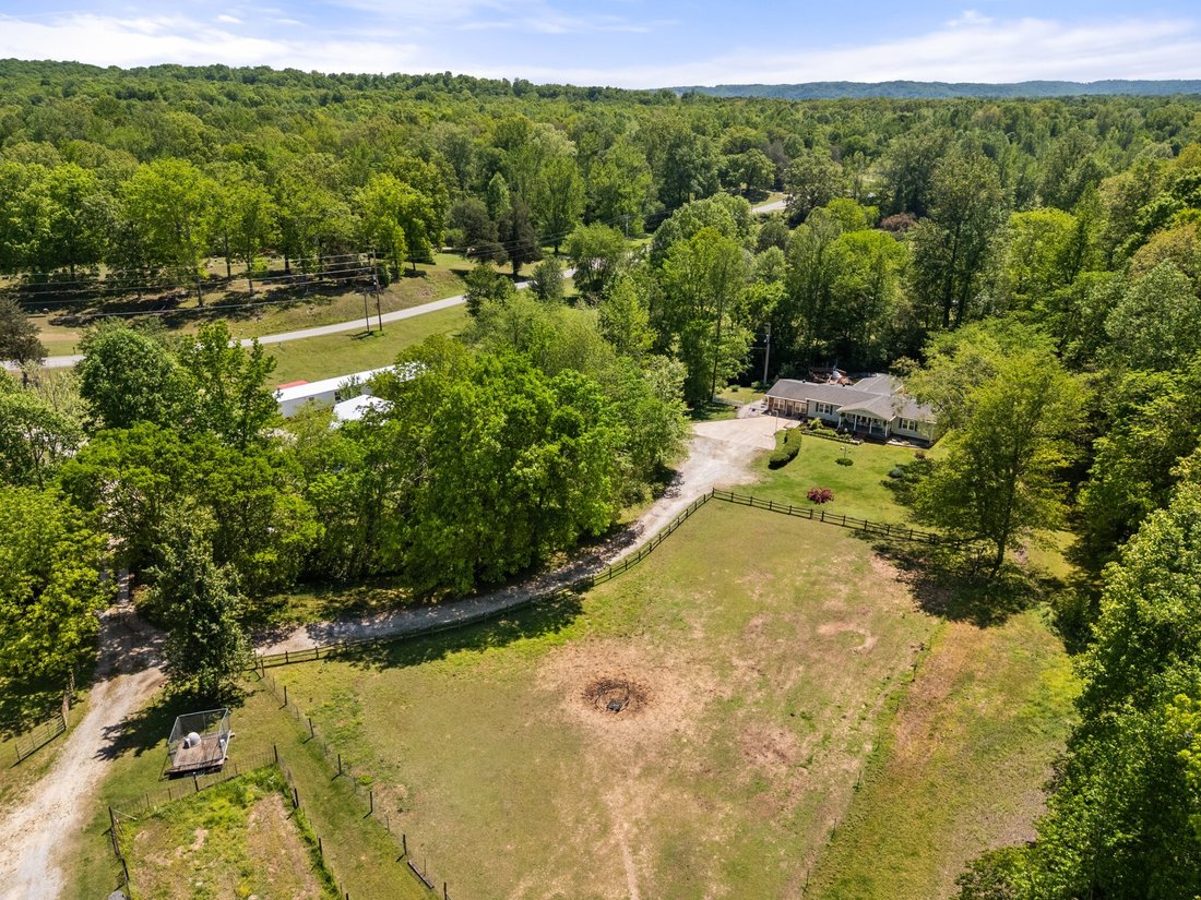 Land in New Johnsonville, Tennessee, United States 1 - 17730010