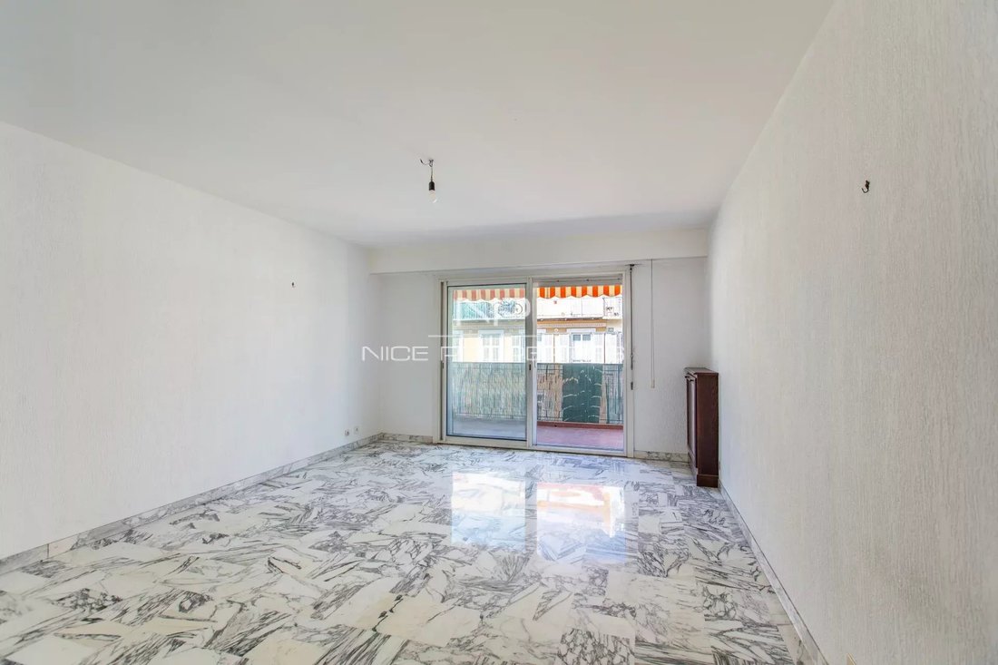 Apartment in Le Port, Nice, France 3 - 17727909