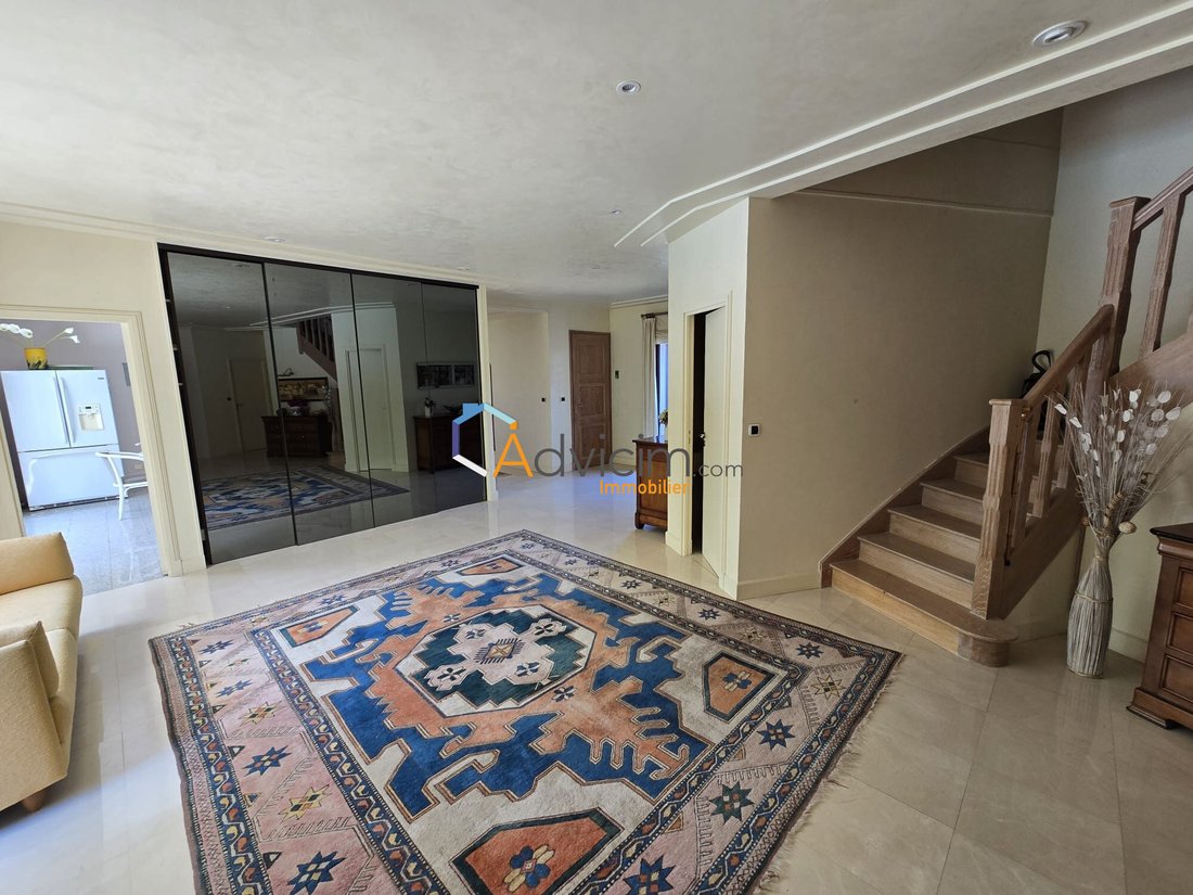 Villa in Saint-Denis-en-Val, Centre-Val de Loire, France 4 - 17732427