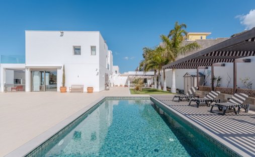 Villa in Costa Adeje, Adeje, Canary Islands 1