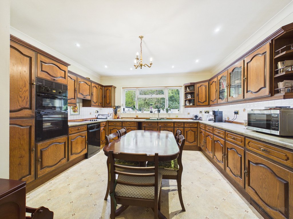 House in Prestwood, England 4 - 17727334