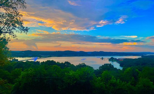 House in Guntersville, Alabama, United States 1