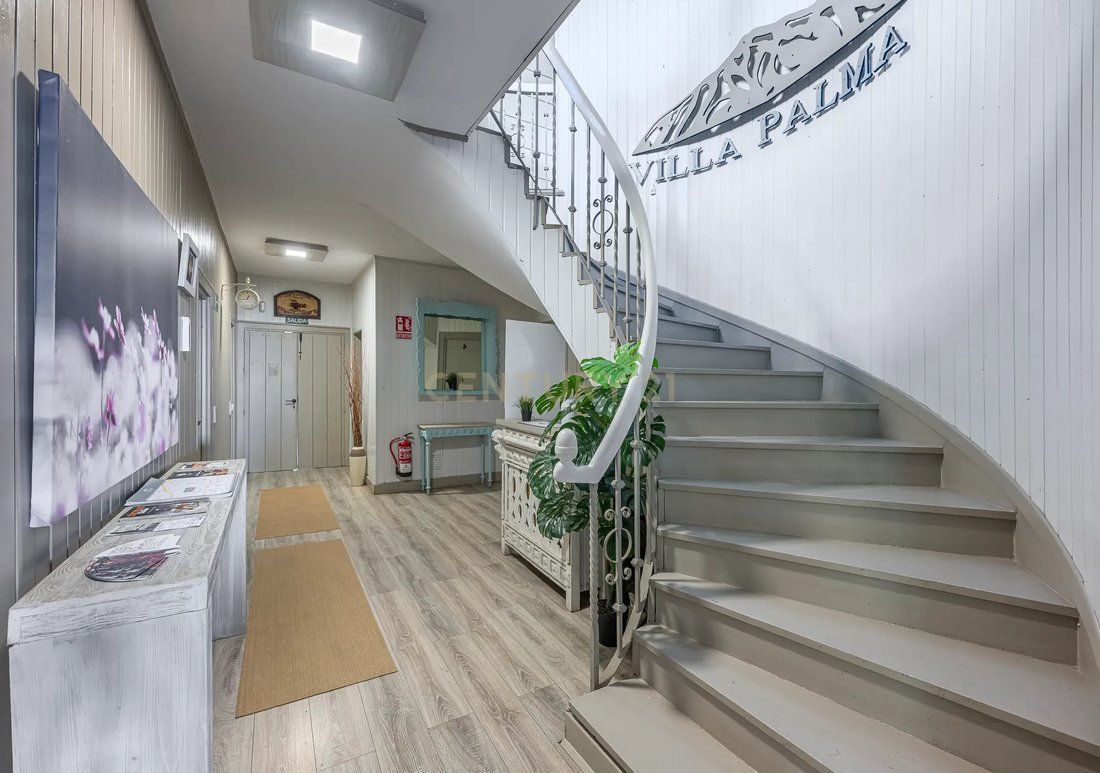 Villa in Marbella, Andalusia, Spain 3 - 17467339