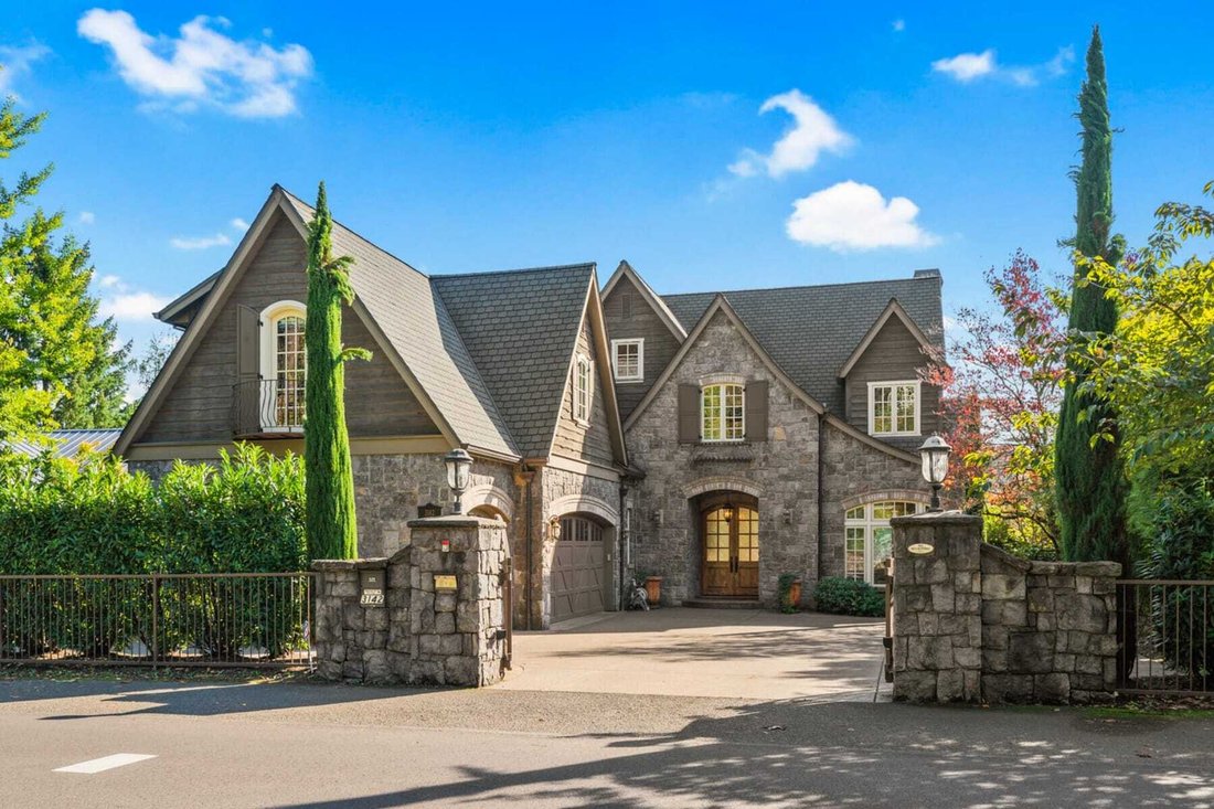 House in Lake Oswego, Oregon, United States 1 - 17728386