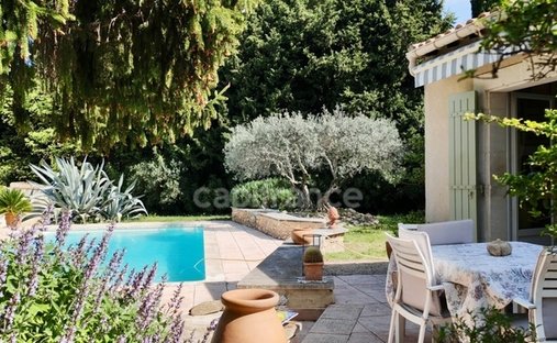 House in Fontvieille, Provence-Alpes-Côte d'Azur, France 1