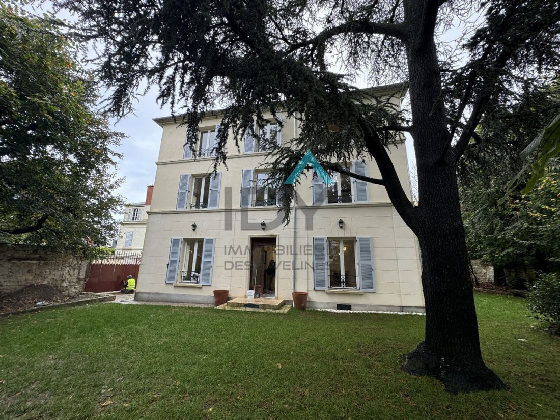 House in Forêt, Saint-Germain-en-Laye, France 1 - 17727538