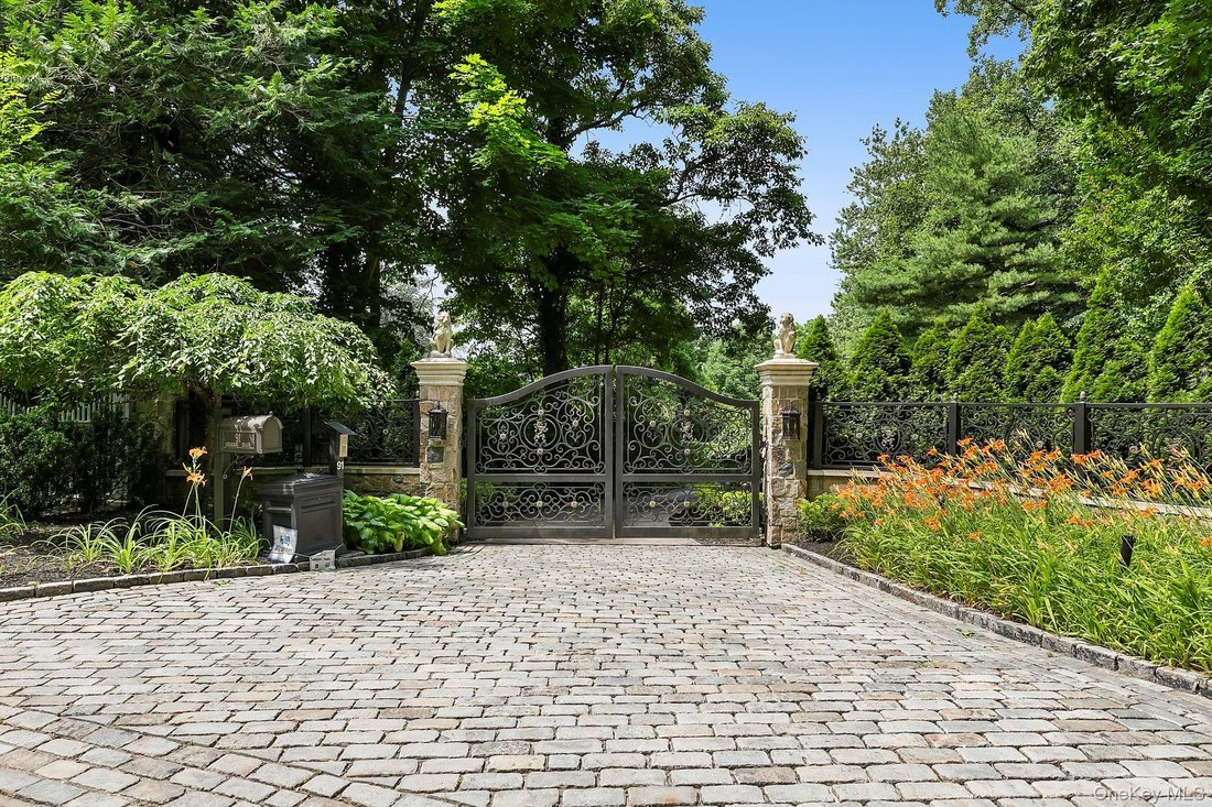 House in Glen Cove, New York, United States 2 - 17727726