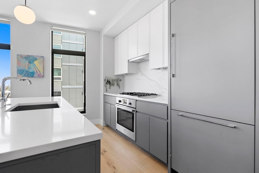 Condo in Boston, Massachusetts, United States 2 - 17727885