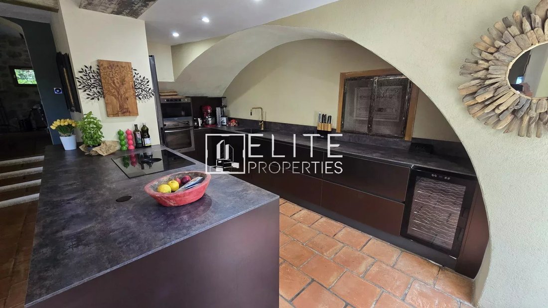 House in Grasse, Provence-Alpes-Côte d'Azur, France 4 - 17729584
