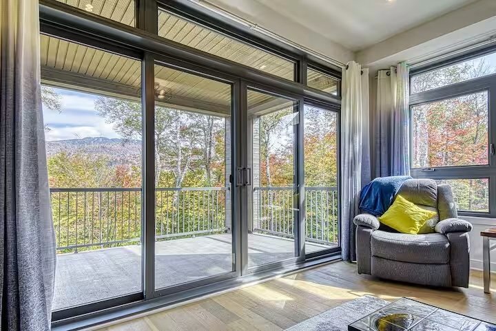 Condo in Mont-Tremblant, Quebec, Canada 5 - 17731121