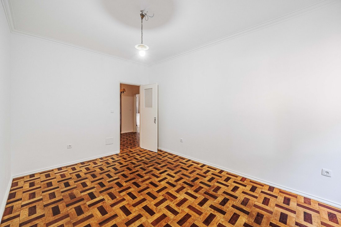 Apartment in Venteira, Lisbon, Portugal 4 - 17730898
