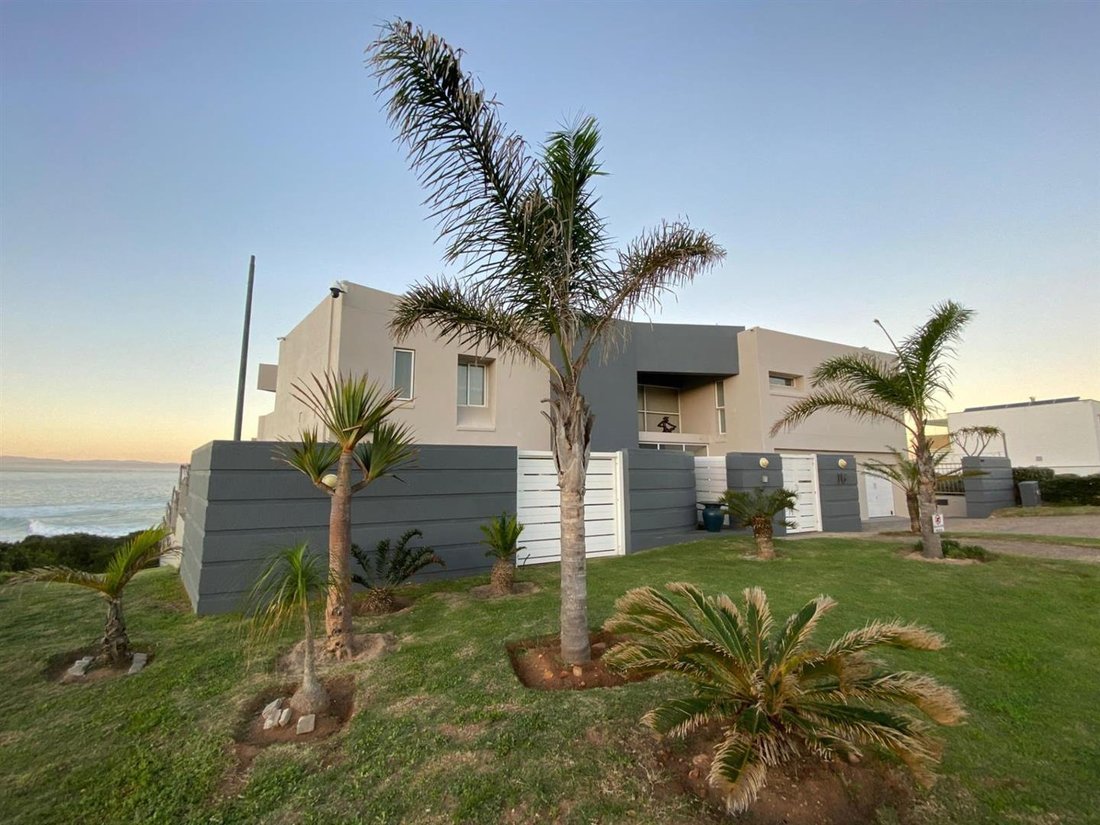 House in C-Place, Eastern Cape, South Africa 2 - 17730689