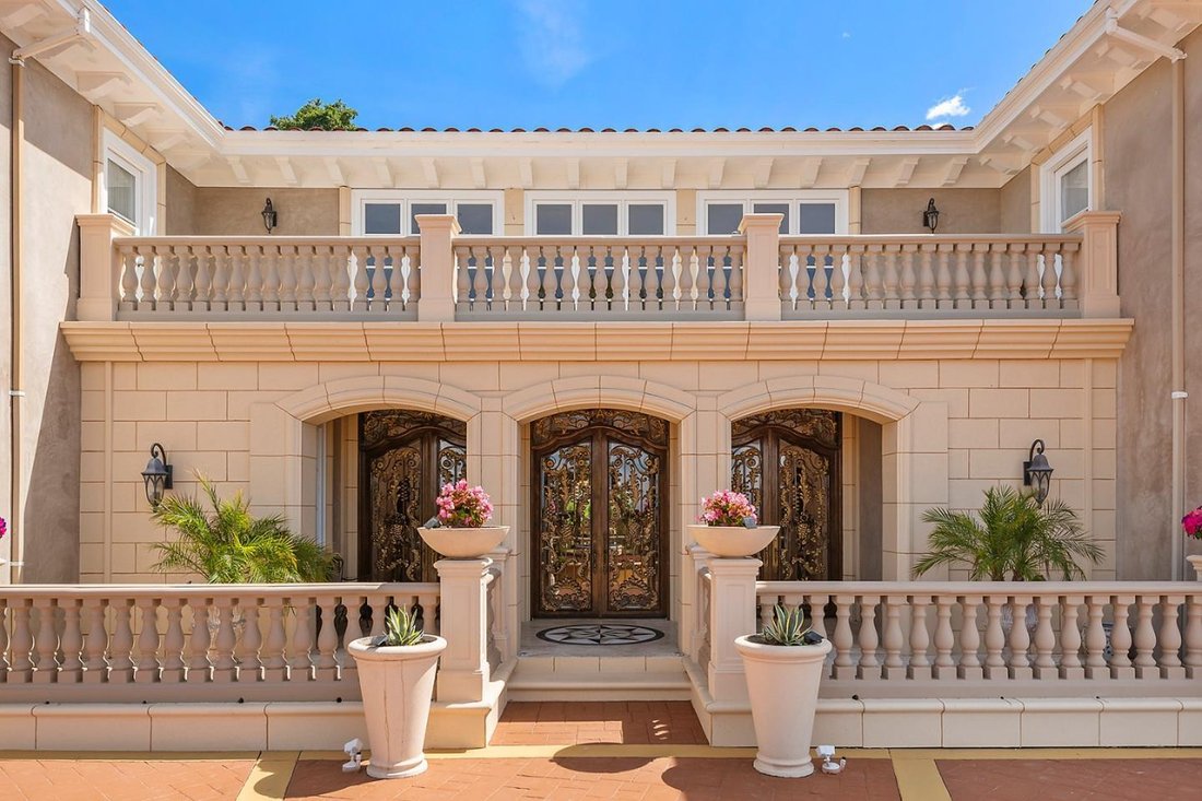 House in Los Gatos, California, United States 4 - 17726677