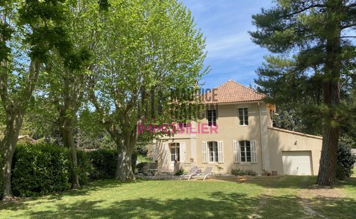 House in Centre Ville, Sorgues, France 1