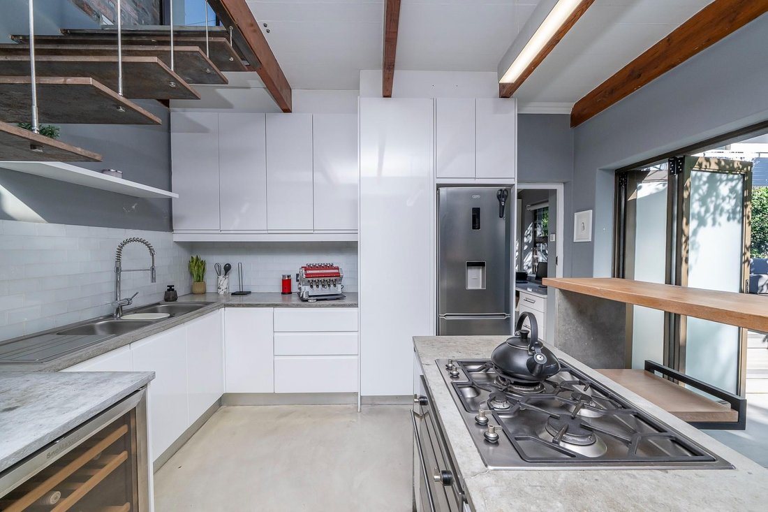 Apartment in Green Point, Cape Town, South Africa 3 - 17729720
