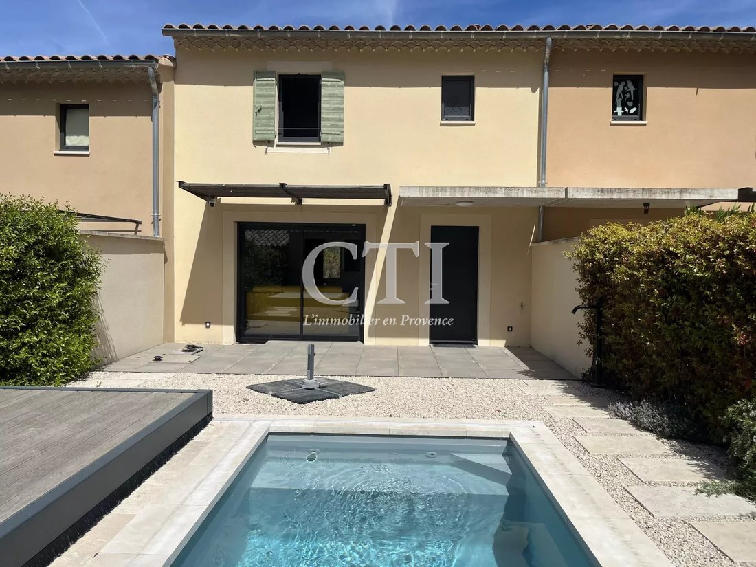 Townhouse in Gigondas, Provence-Alpes-Côte d'Azur, France 3 - 16844595