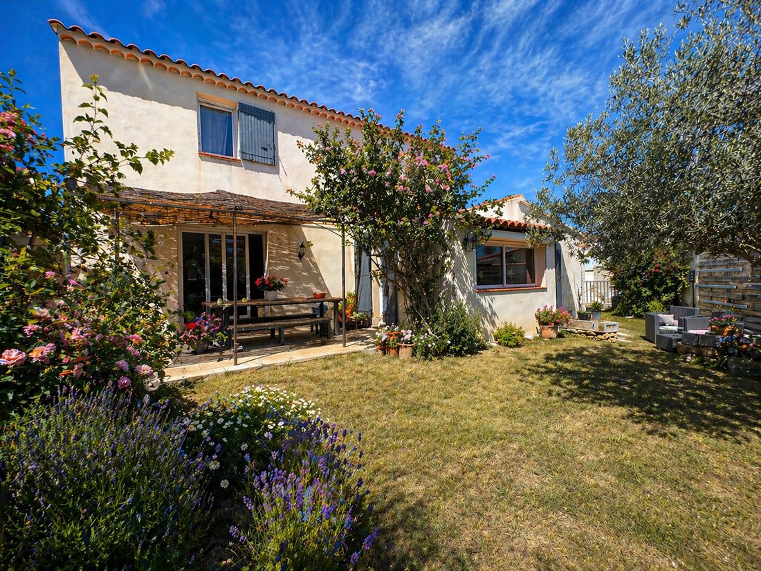 House in Lauris, Provence-Alpes-Côte d'Azur, France 3 - 16906258