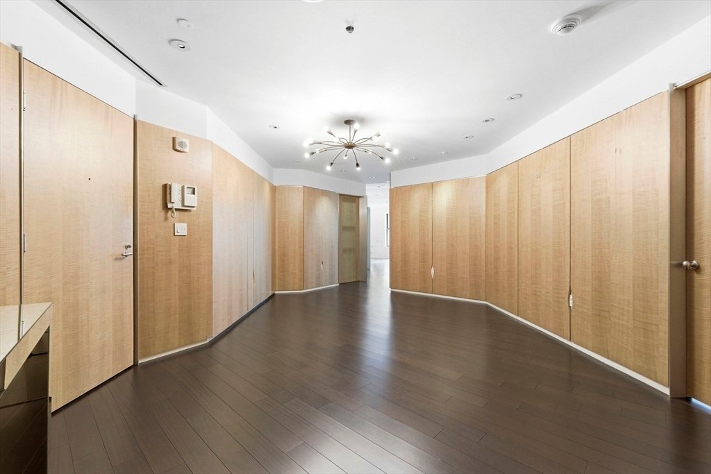 Condo in Boston, Massachusetts, United States 3 - 17727708