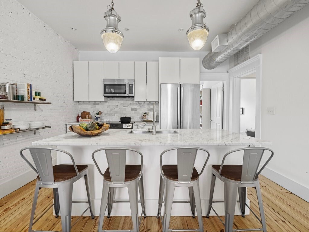 Condo in Boston, Massachusetts, United States 1 - 17731085