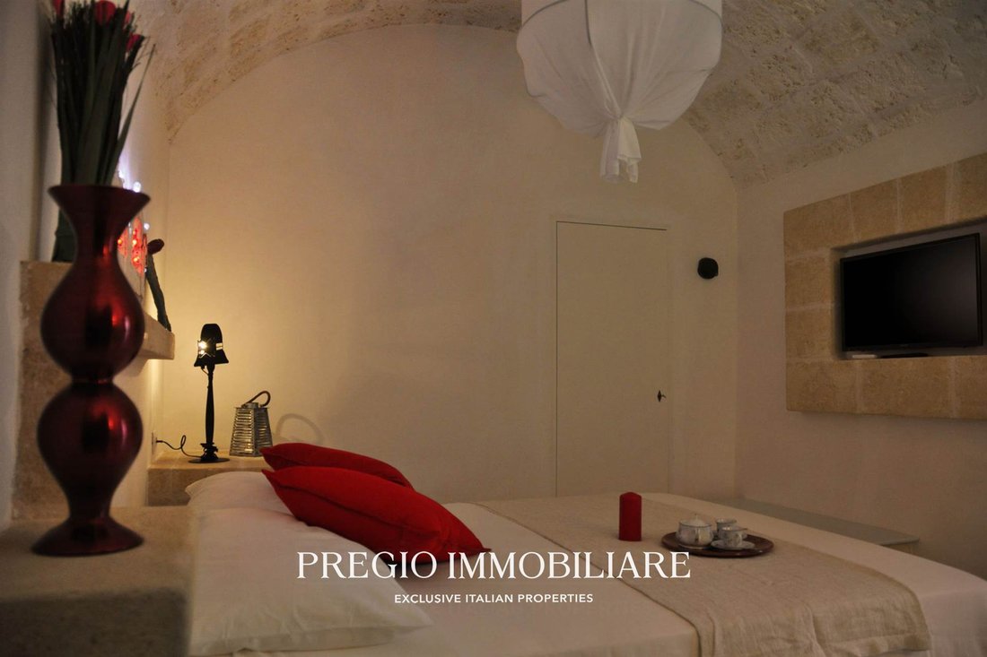Historic Center, Monopoli, Italy 3 - 17731024