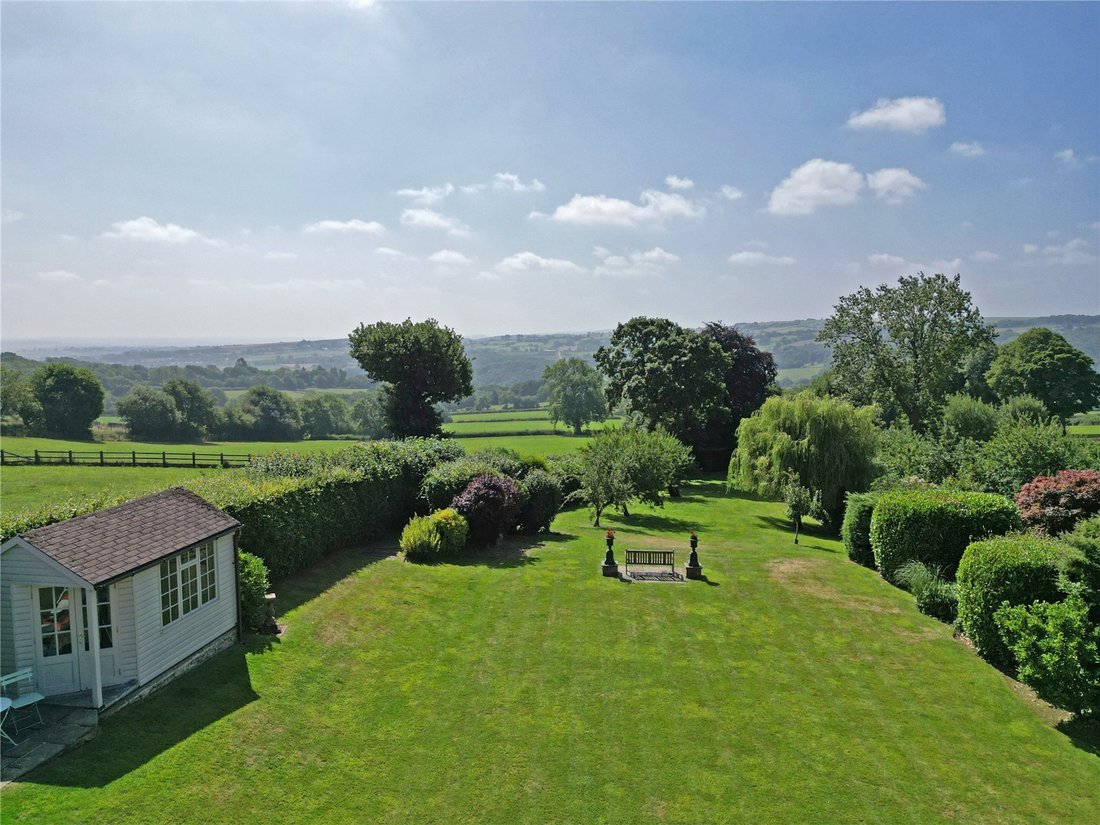 House in Derbyshire, England 2 - 17727807