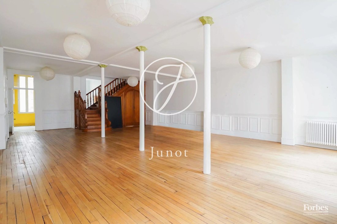 Apartment in République - Saint Ambroise, Paris, Ile-de-France 3 - 17540210