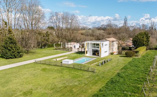 House in La Plaine, Saint-Loubes, France 1