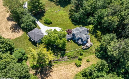 House in West Stockbridge, Massachusetts, United States 1