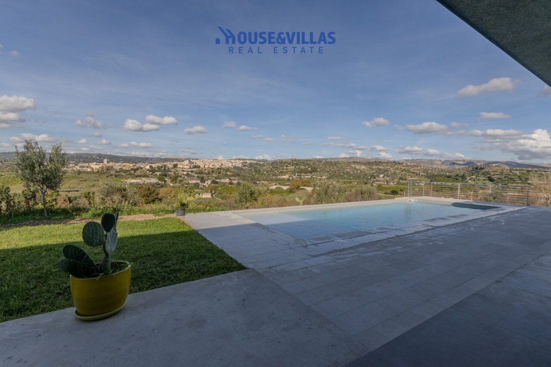 Villa in Center, Noto, Sicily 3 - 17728362