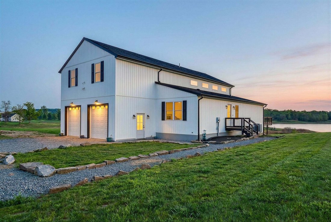 House in McMinnville, Tennessee, United States 1 - 17726368
