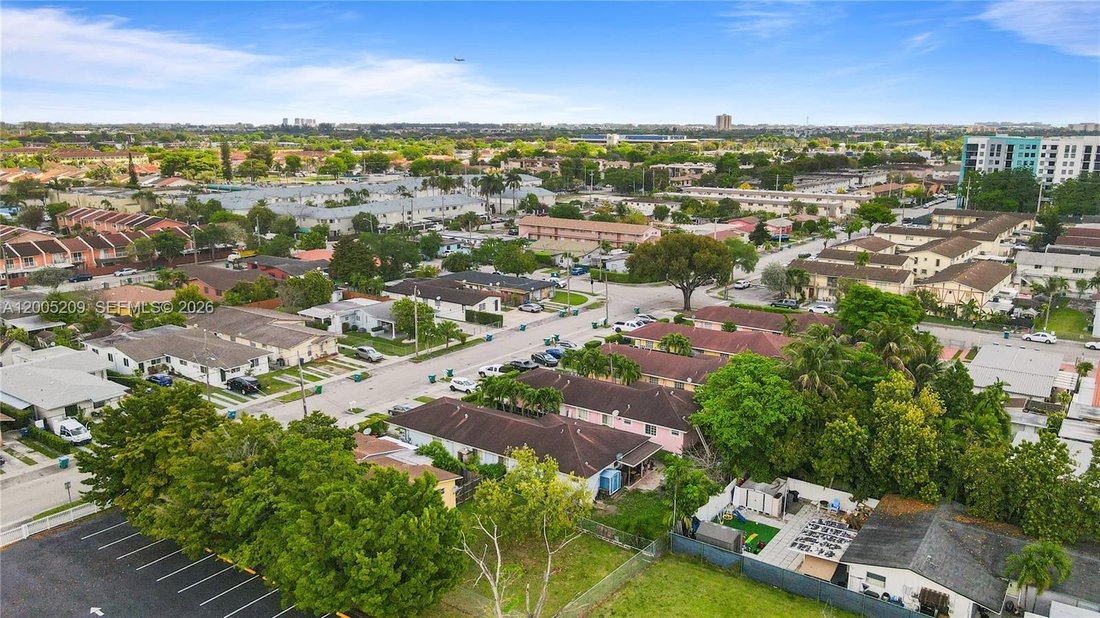 House in Sweetwater, Florida, United States 1 - 17729801
