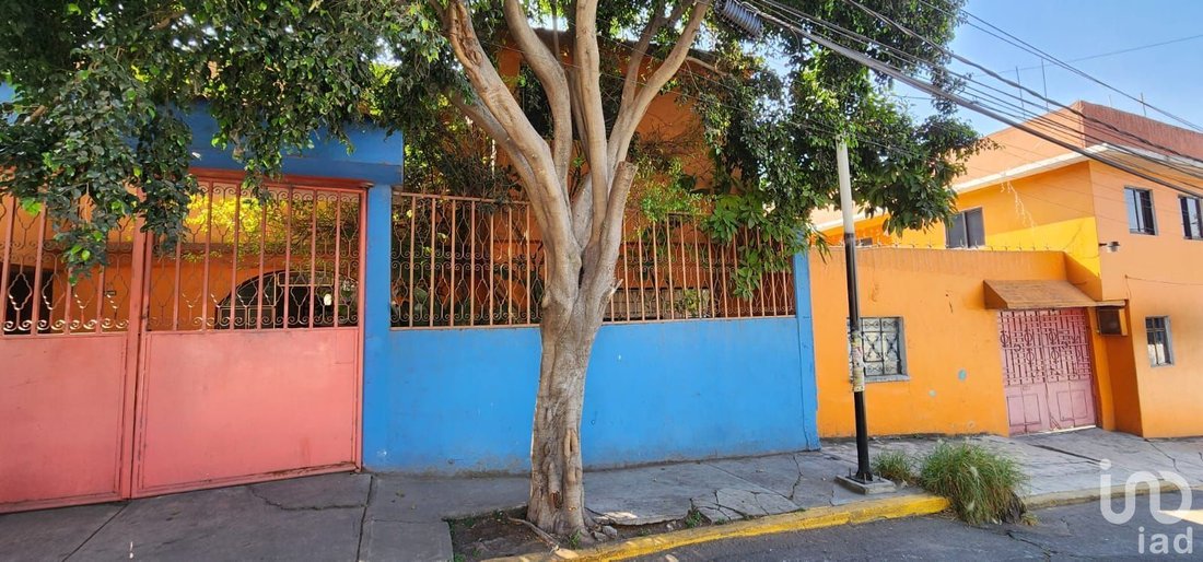 House in Santa Catarina Yecahuitzotl, Mexico City, Mexico 1 - 17727596