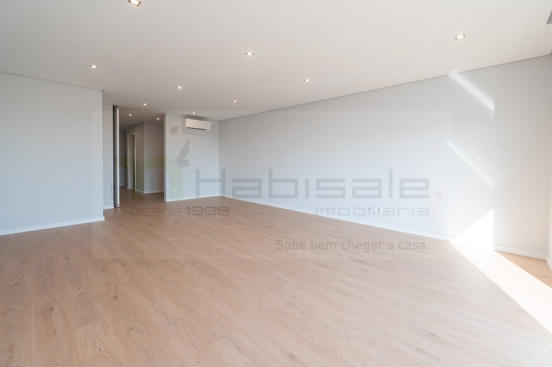 Apartment in Carcavelos e Parede, Lisbon, Portugal 2 - 17731029
